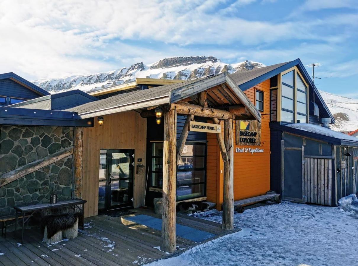 Basecamp Hotel Longyearbyen Dış mekan fotoğraf
